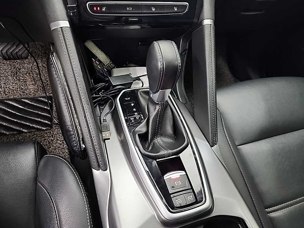 SAMSUNG QM6 - Vista 8