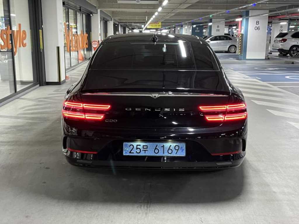 Genesis G80 - Vista 5