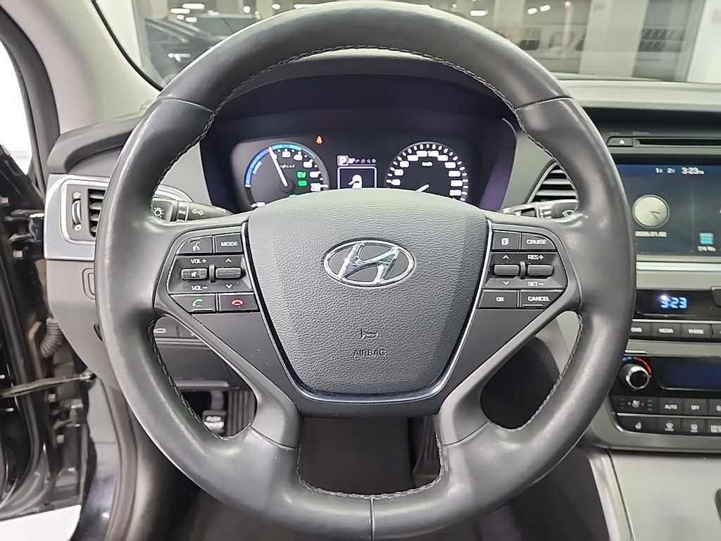 HYUNDAI Sonata - Vista 9