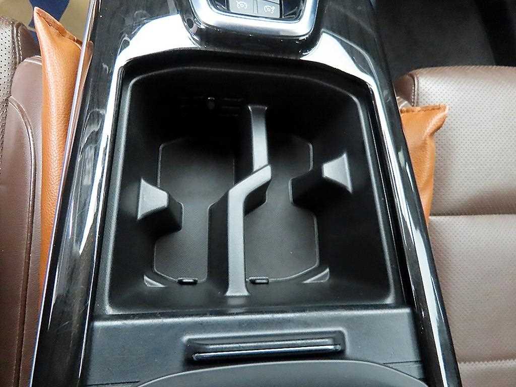 SAMSUNG QM6 - Vista 12