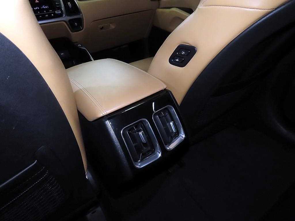 KIA Sorento 2022 Gris - Importación desde Corea - HF Imports Iquique - Foto 16