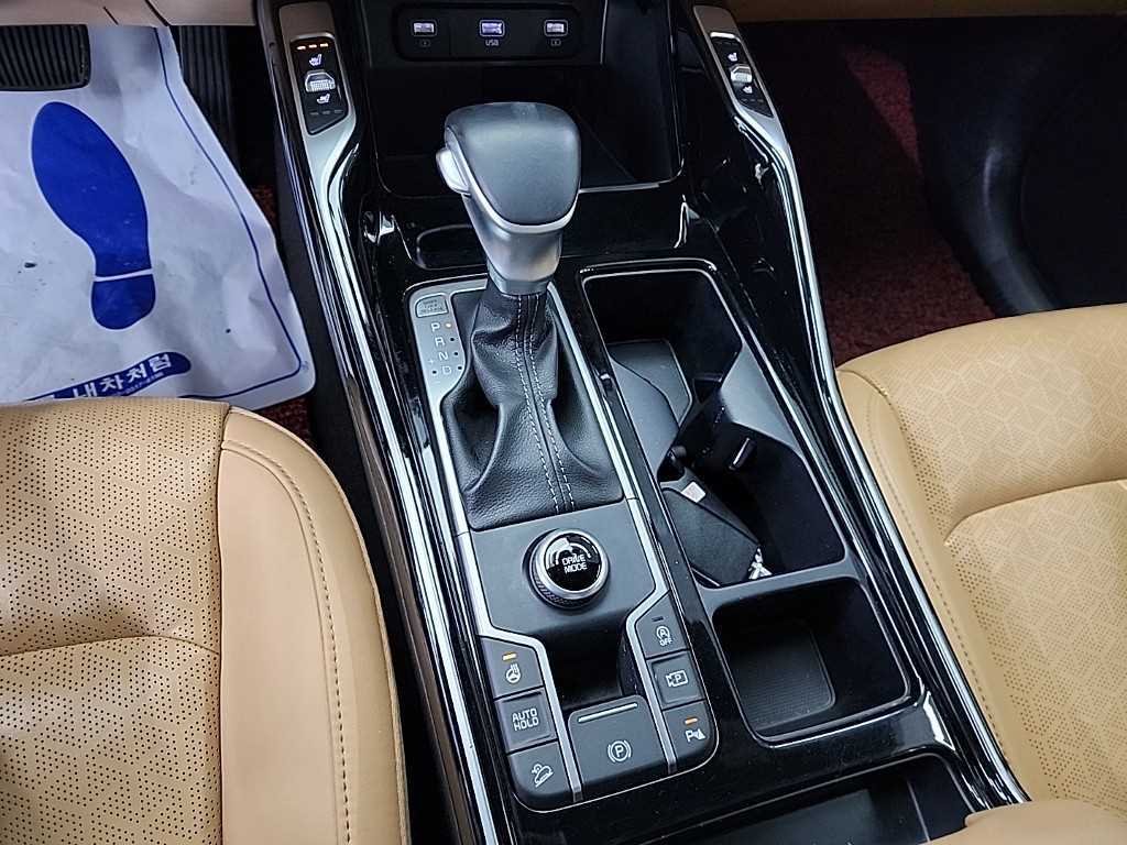 KIA Sorento - Vista 8