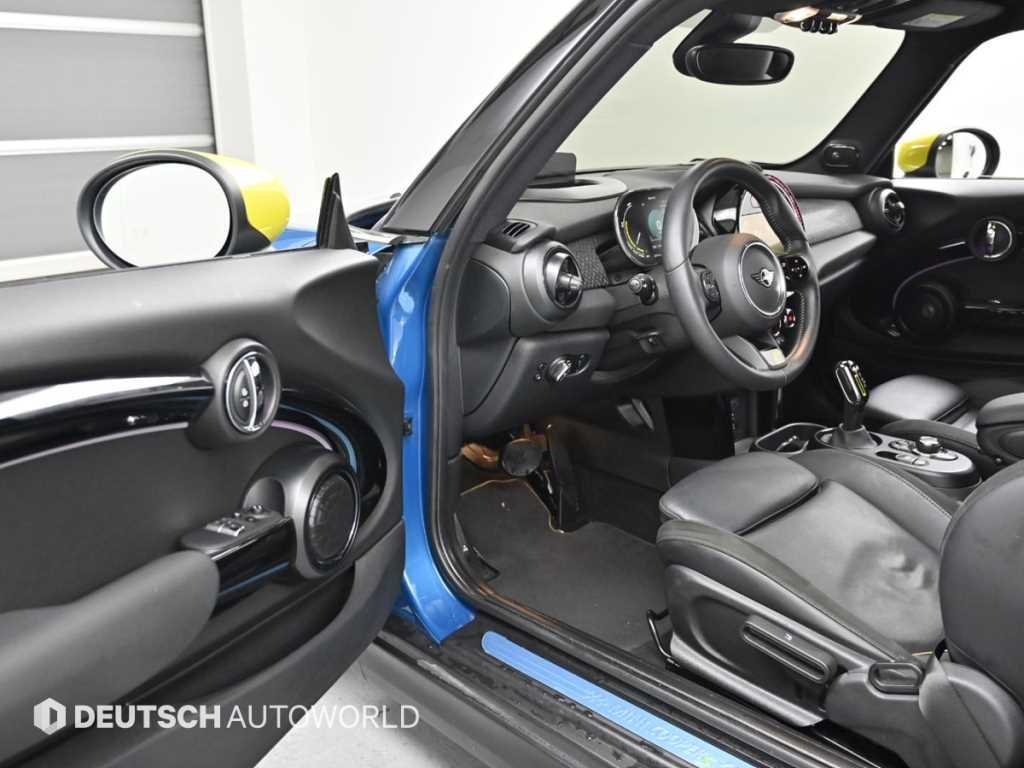 Mini Cooper Electric - Vista 11