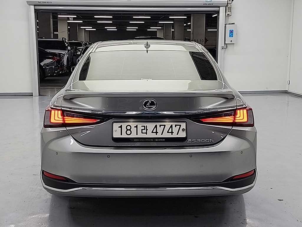 Lexus ES - Vista 3