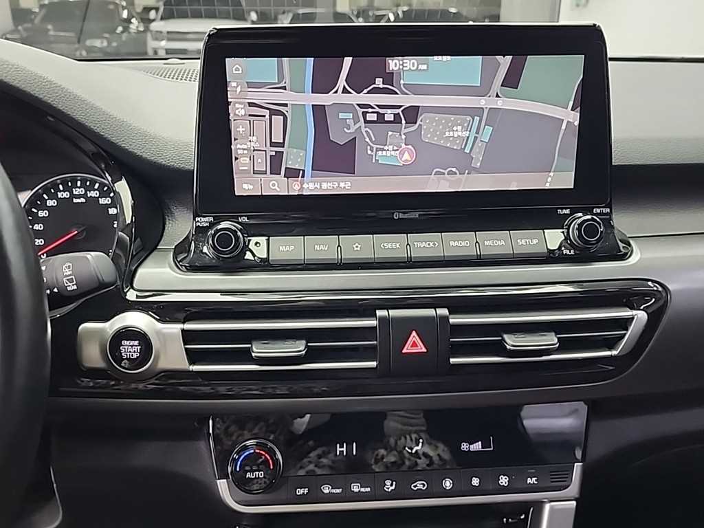 KIA Seltos - Vista 10