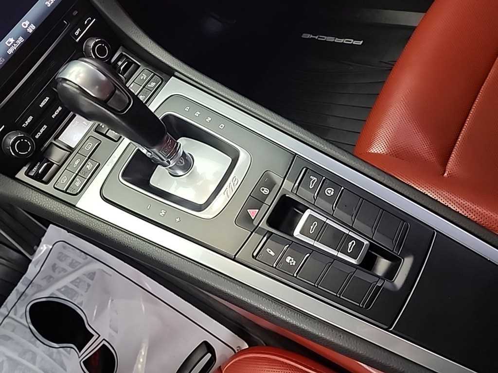 Porsche 718 - Vista 8