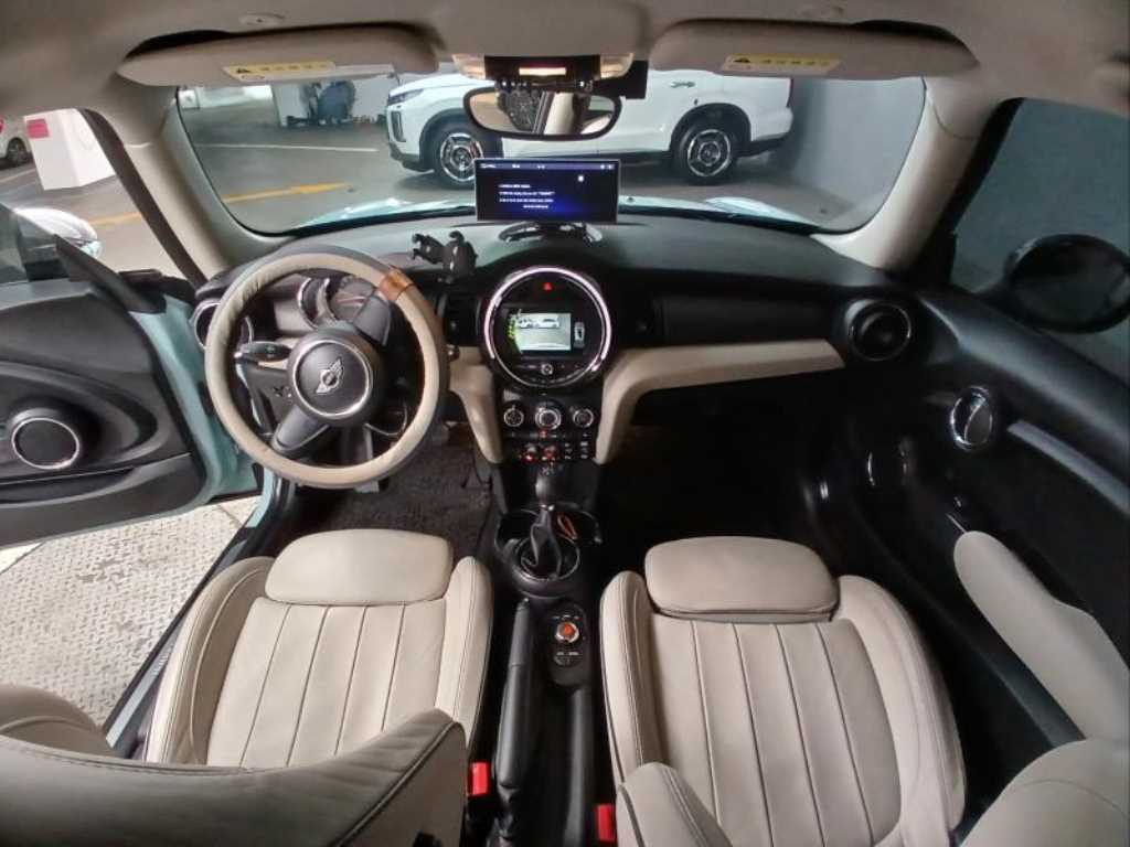 Mini Cooper - Vista 6