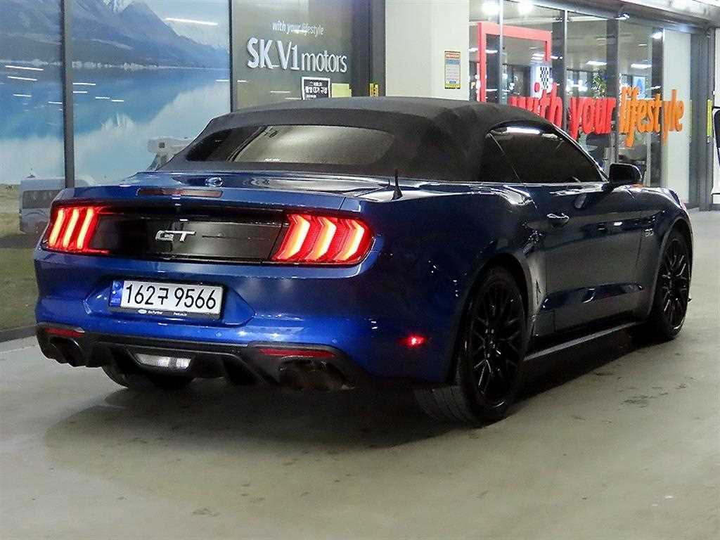 Ford Mustang - Vista 4