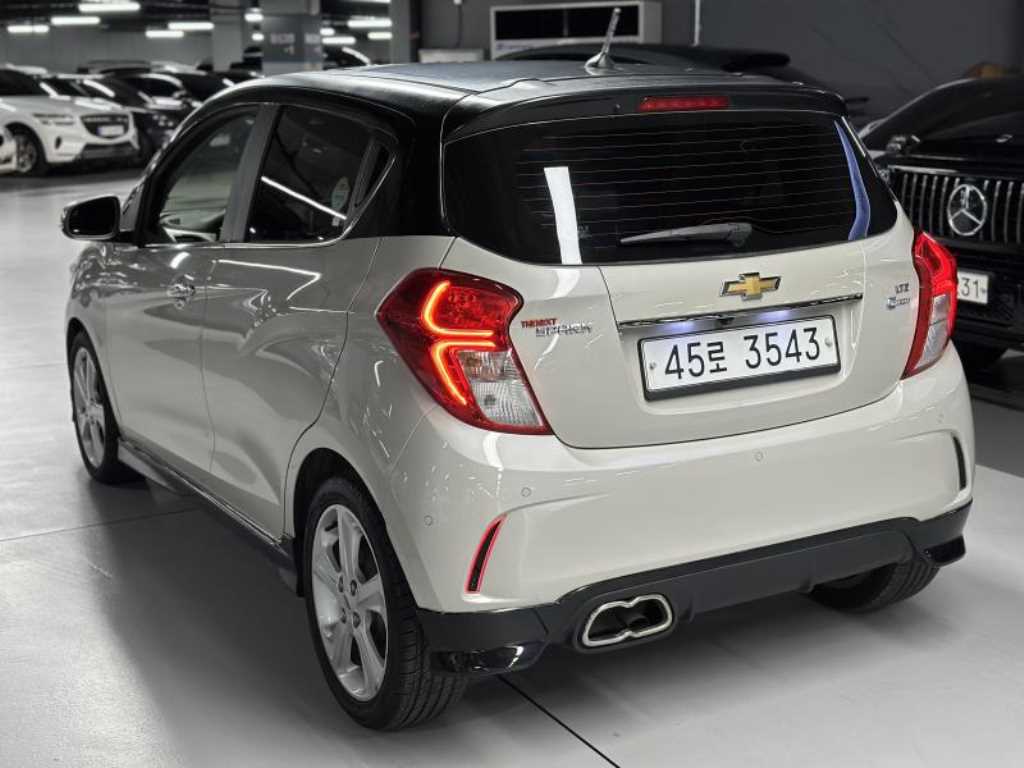 Chevrolet Spark - Vista 4