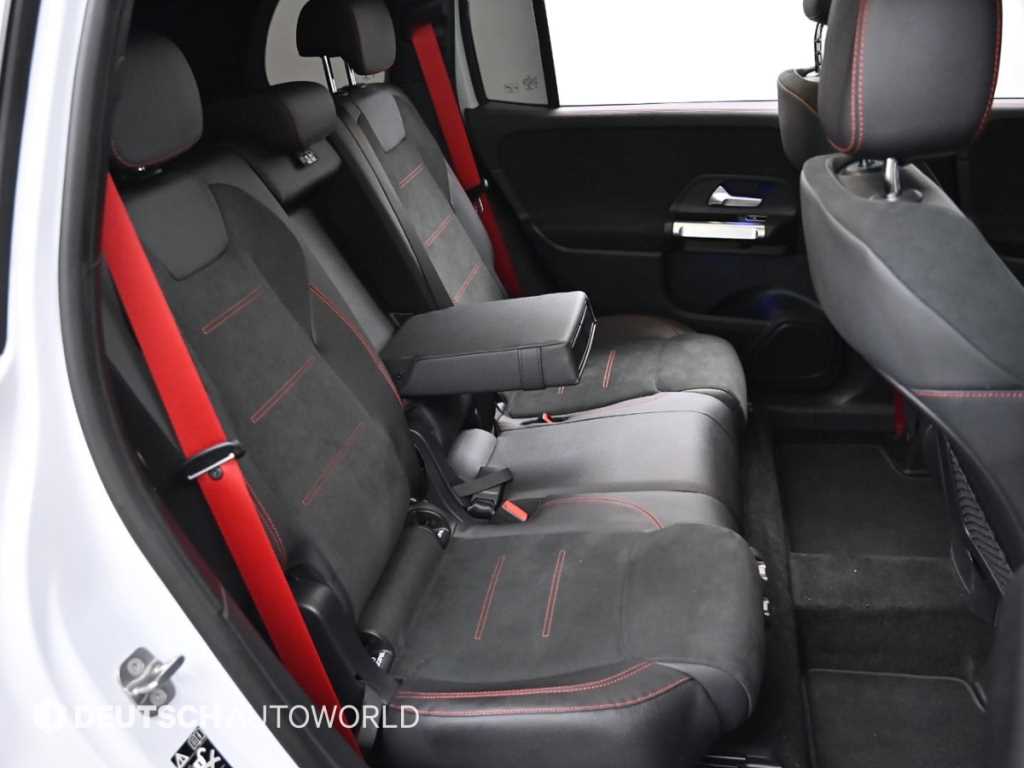 Mercedes Benz GLB Class - Vista 12