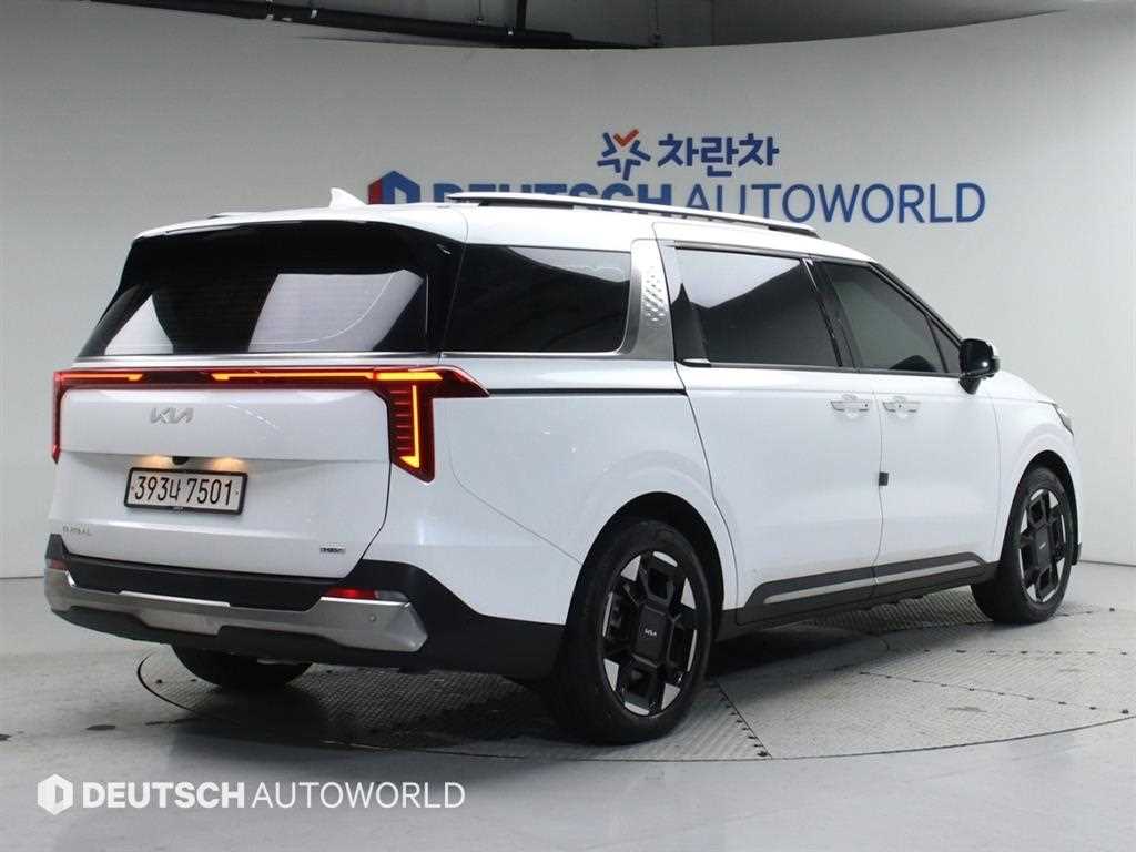 KIA Carnival - Vista 2