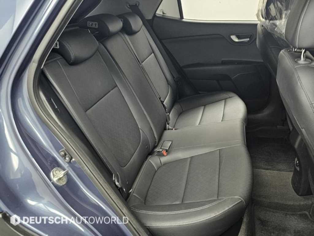 KIA Stonic - Vista 12