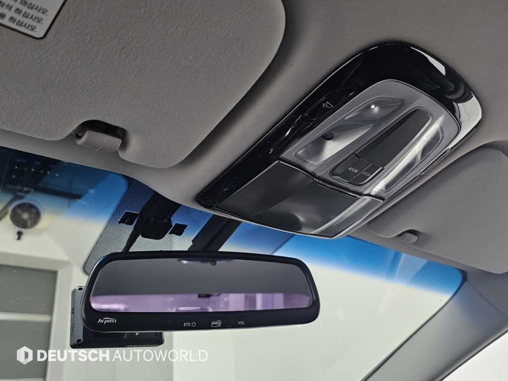 HYUNDAI Grandeur - Vista 11