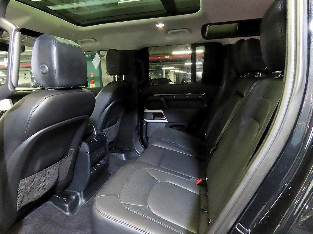 Land Rover Defender - Vista 7