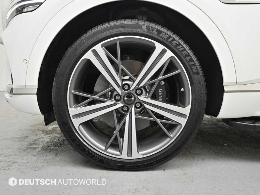 Genesis GV80 - Vista 5