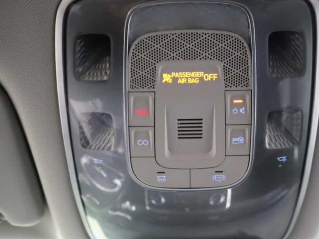 Genesis GV80 - Vista 9