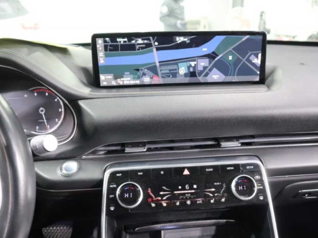 Genesis GV80 - Vista 4