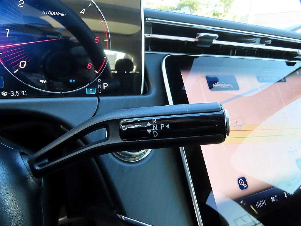 Mercedes Benz E class - Vista 10