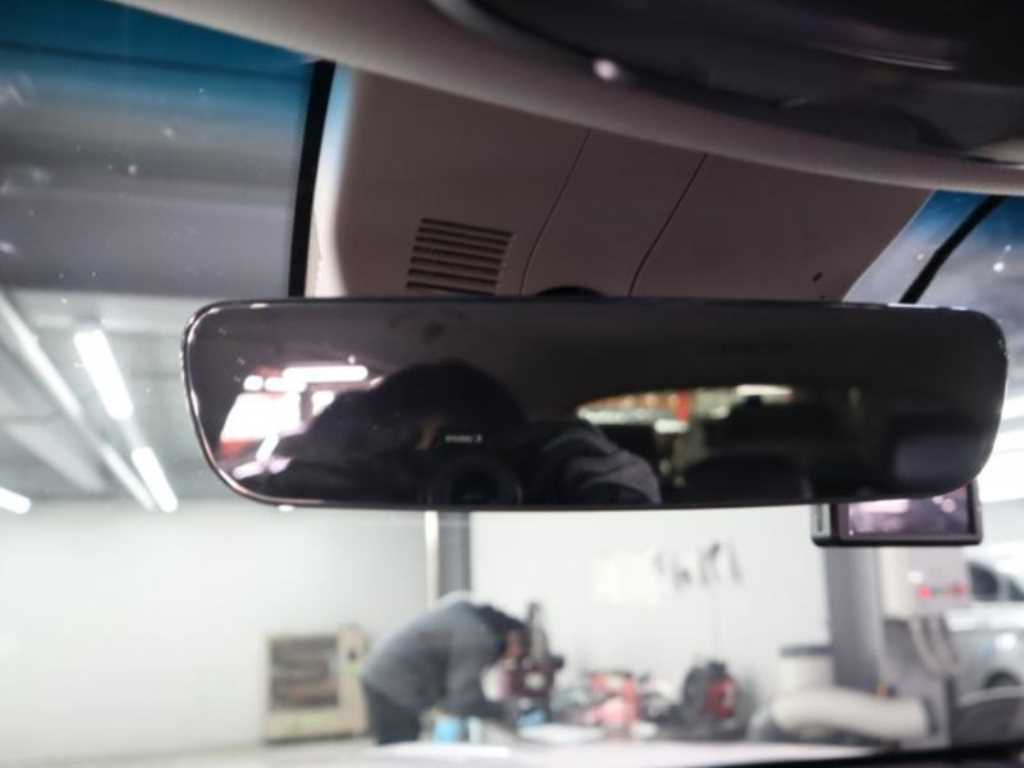 Genesis GV80 - Vista 10