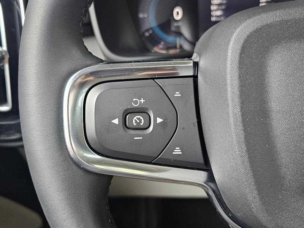 Volvo XC40 2023 skyblue - Importación desde Corea - HF Imports Iquique - Foto 18