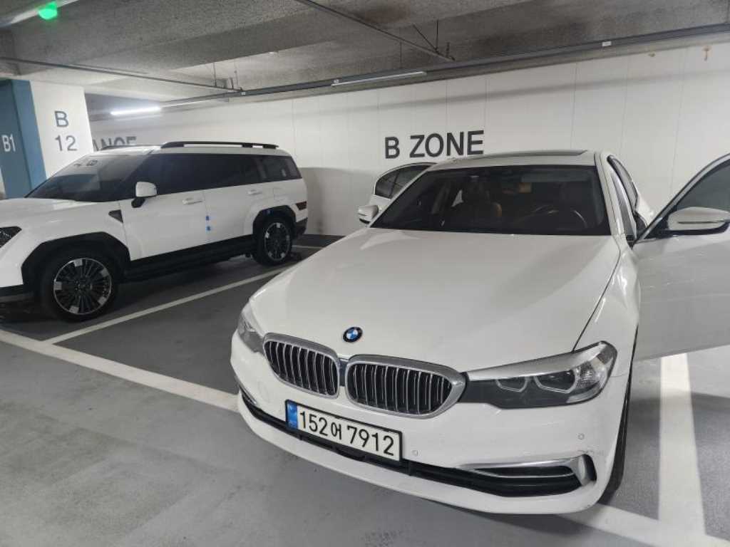 BMW 5 Series - Vista 2