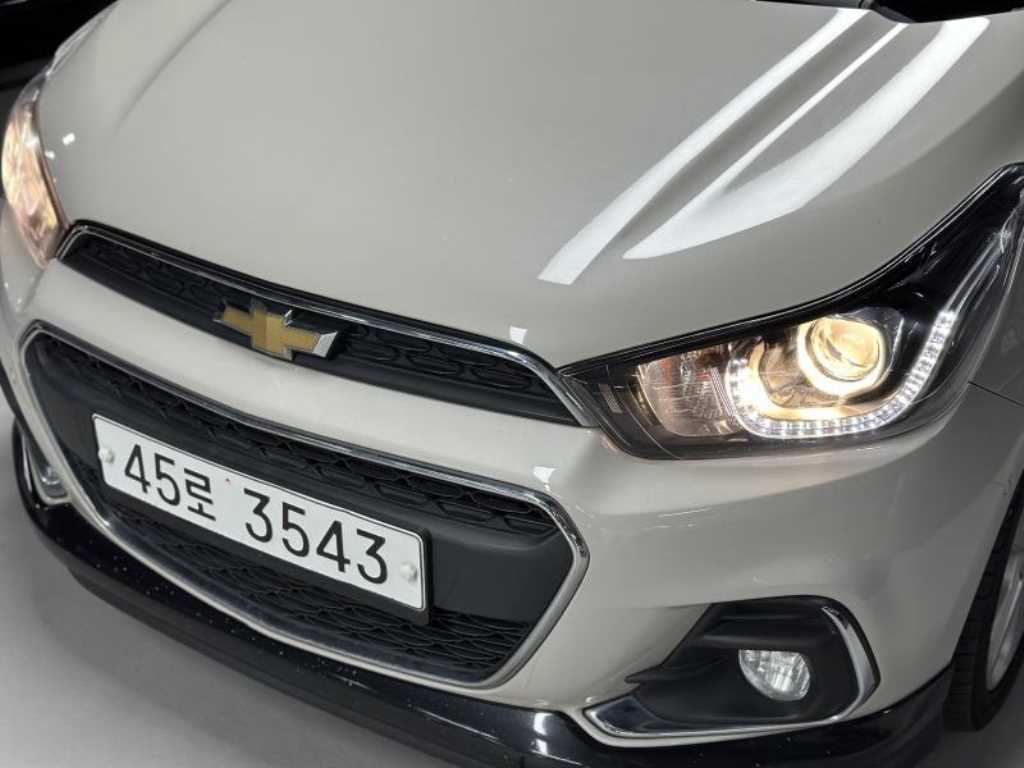 Chevrolet Spark - Vista 5