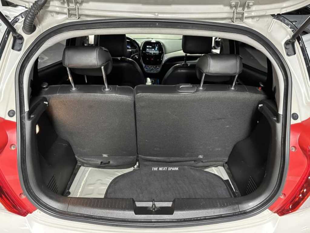 Chevrolet Spark - Vista 11