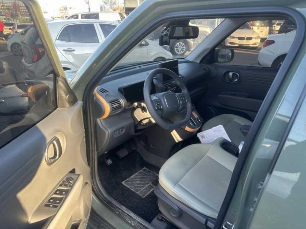 HYUNDAI Casper - Vista 5