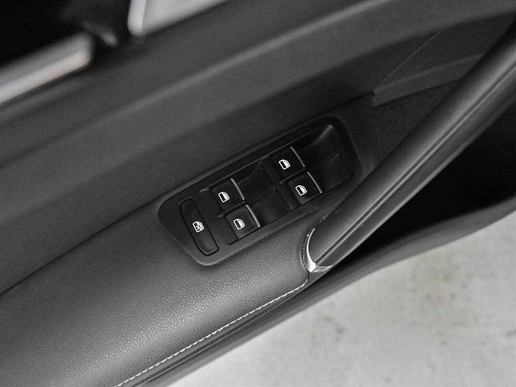 Volkswagen Golf 2014 Gris - Importación desde Corea - HF Imports Iquique - Foto 17