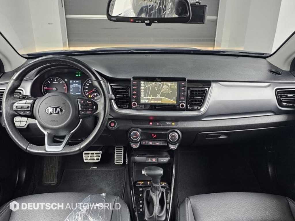 KIA Stonic - Vista 7