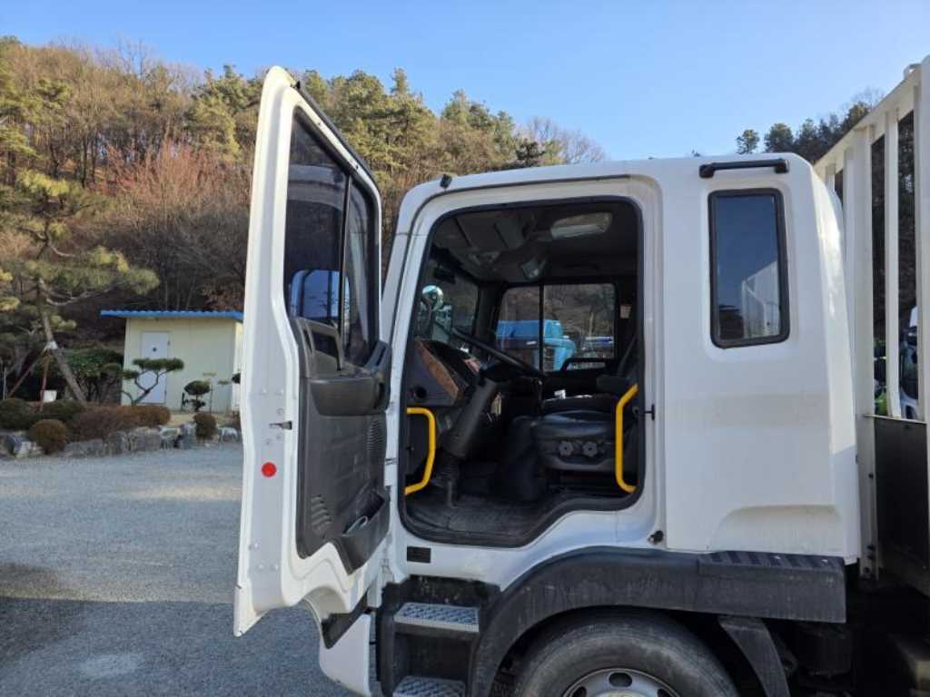 medium and large cargo Cargo - Vista 10