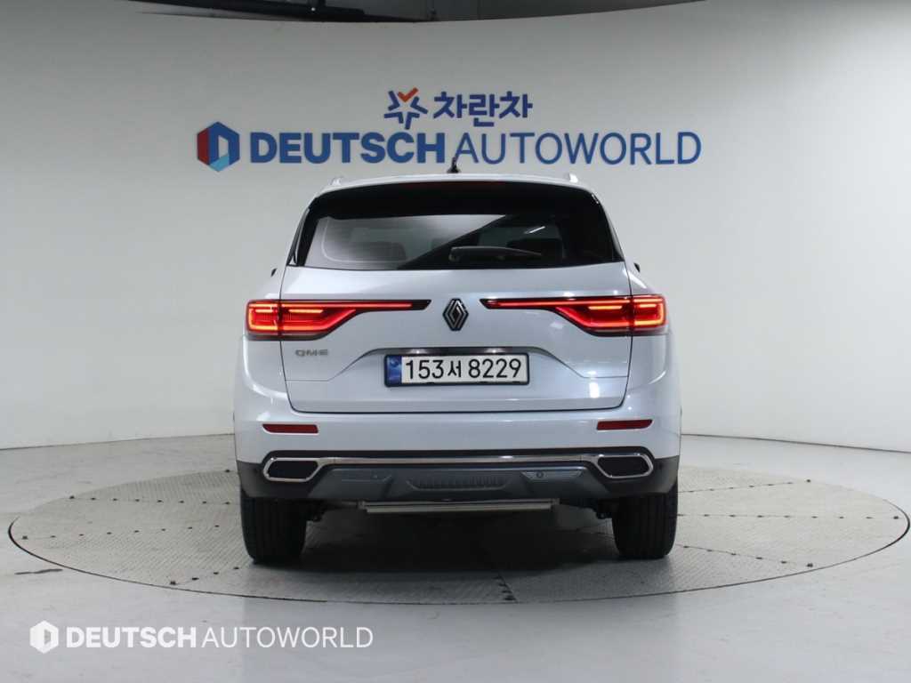 SAMSUNG QM6 - Vista 4