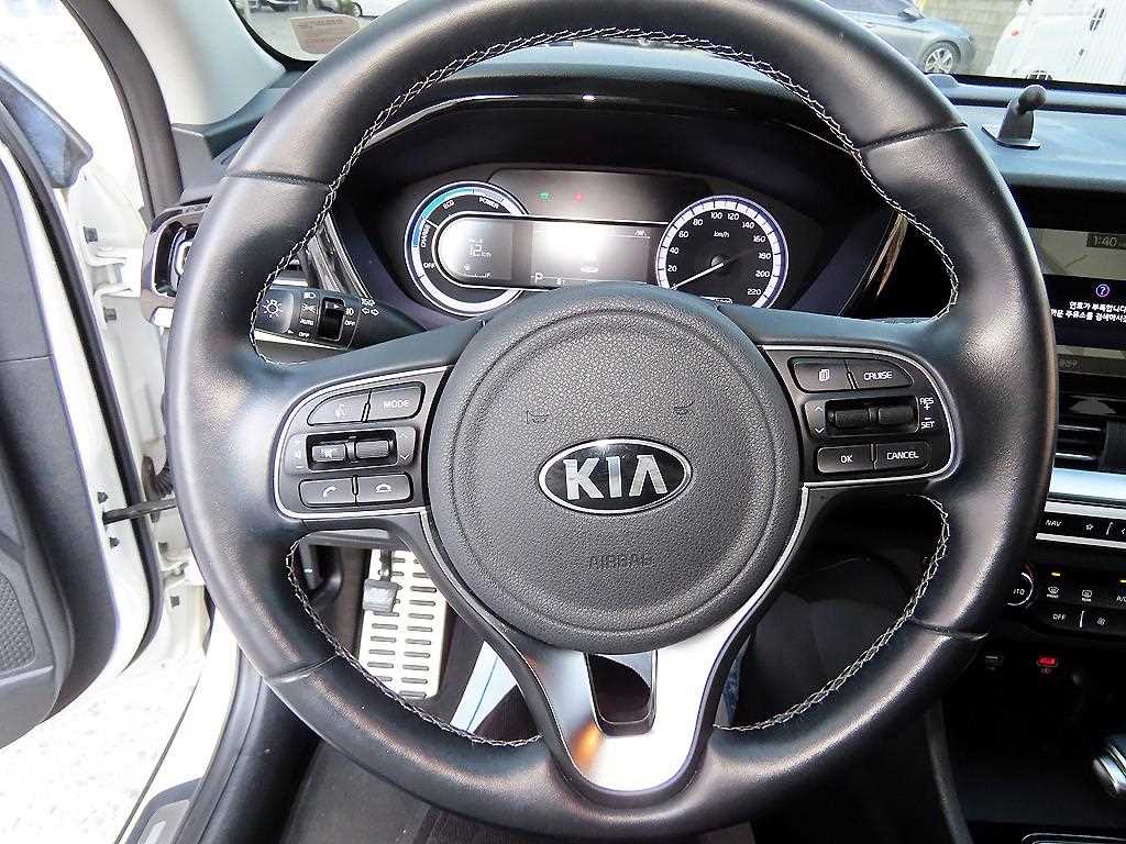KIA Niro - Vista 8