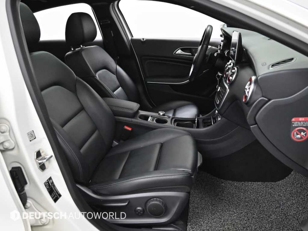 Mercedes Benz A Class - Vista 10