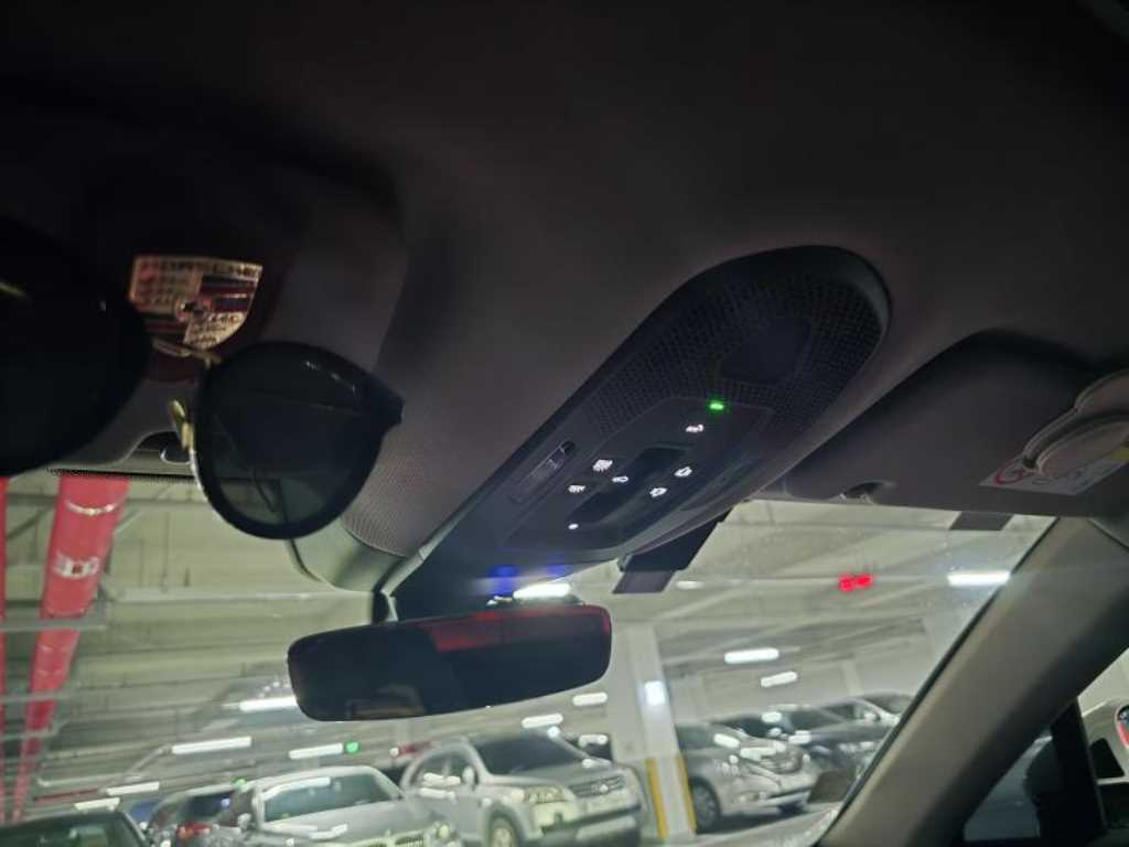 Porsche Panamera - Vista 5