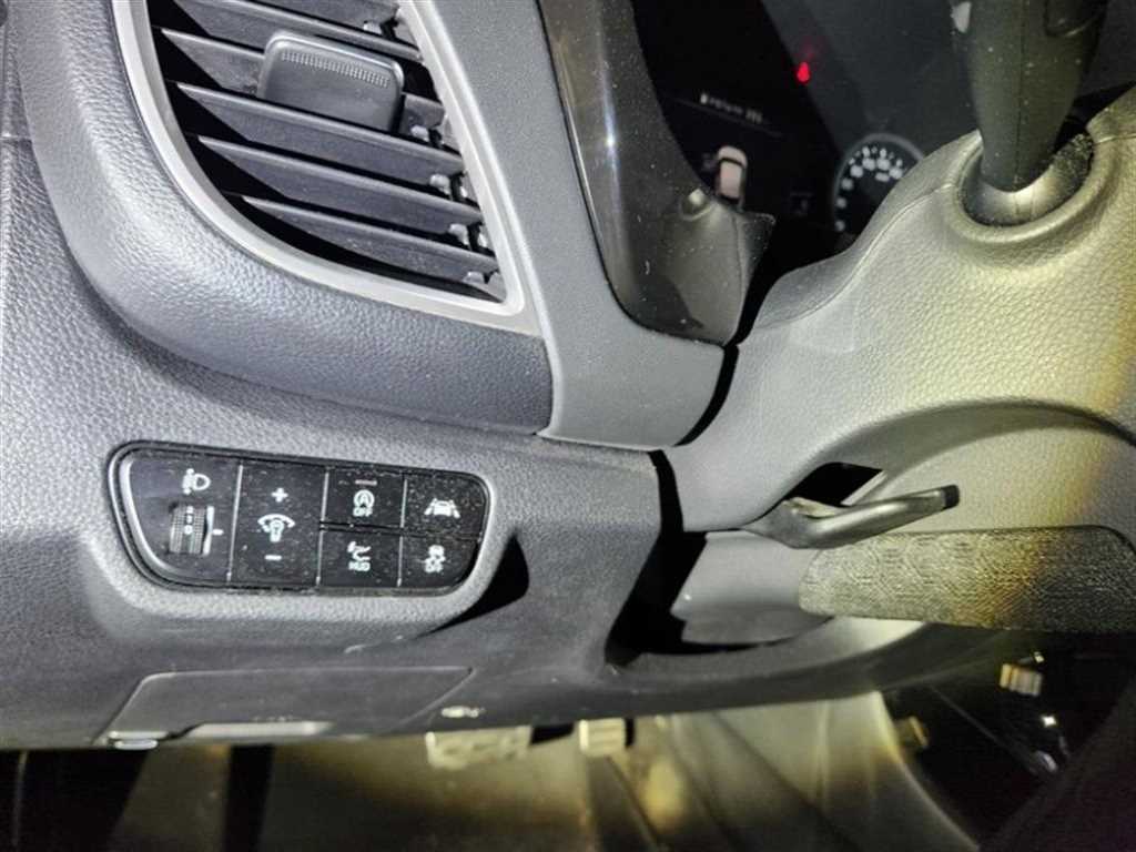 KIA Seltos - Vista 10