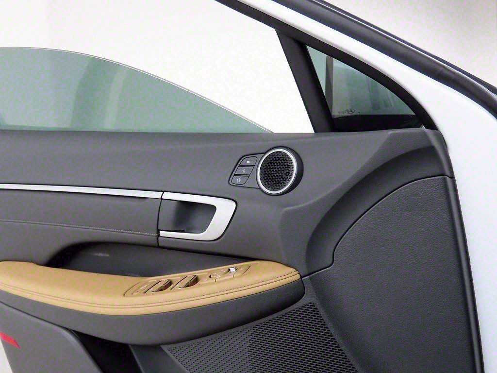 HYUNDAI Sonata - Vista 12