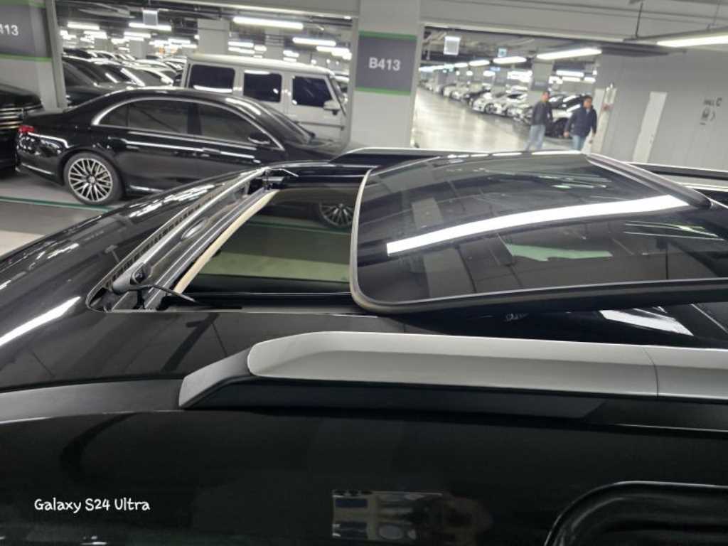 KIA Carnival - Vista 10