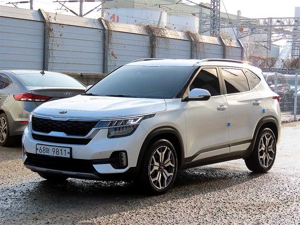 KIA Seltos - Vista 2