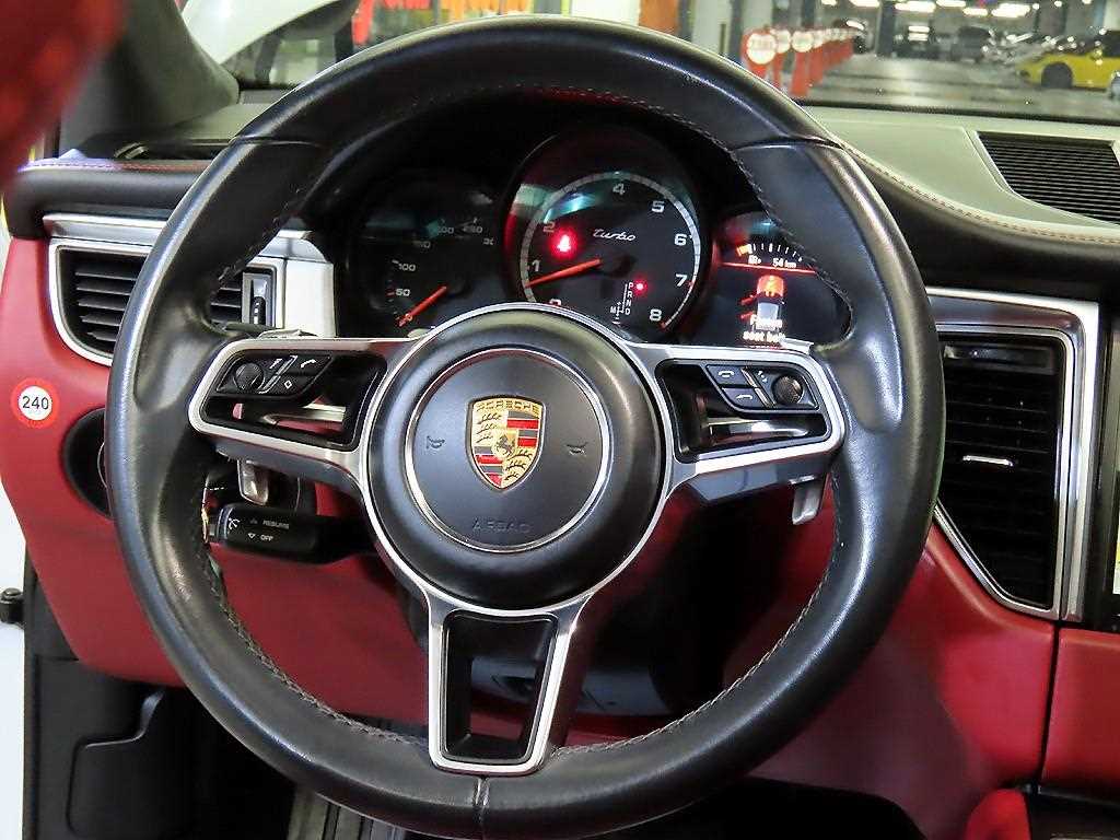 Porsche Macan - Vista 8