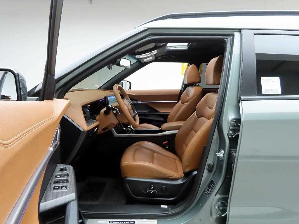 Ssangyong Torres - Vista 11