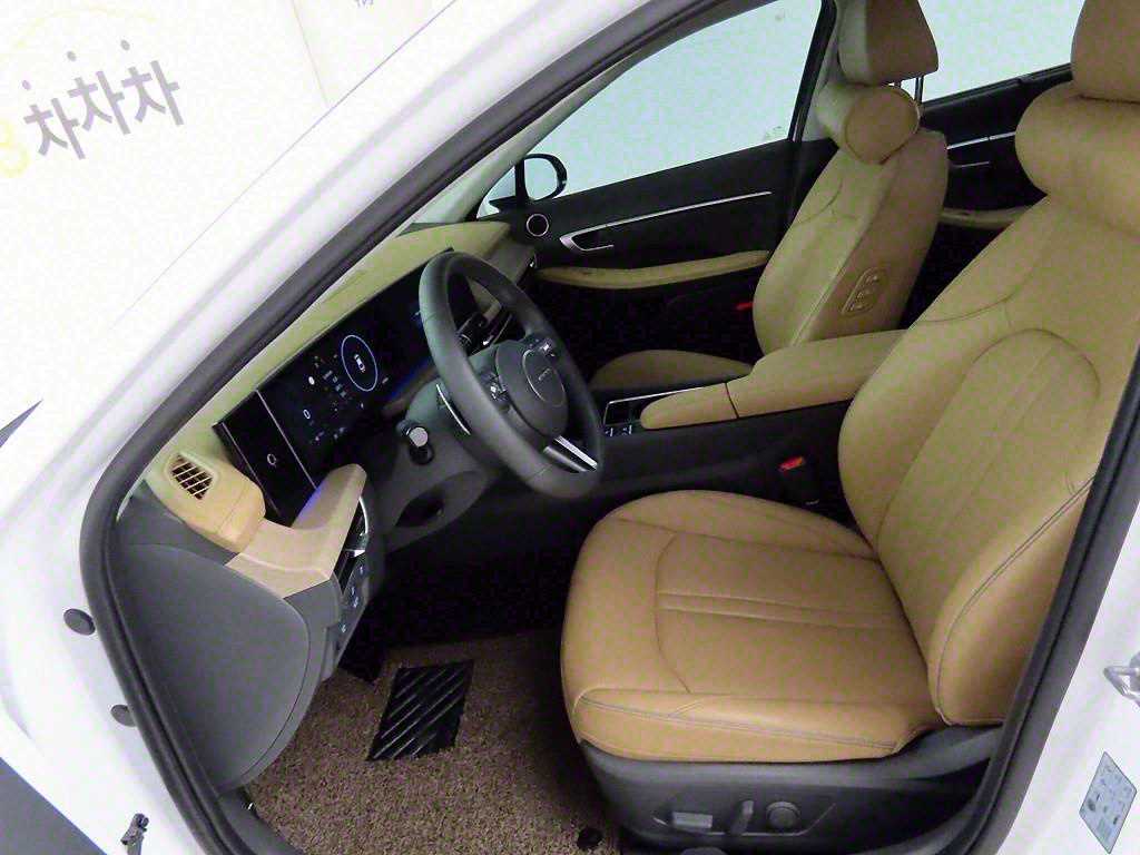 HYUNDAI Sonata - Vista 5