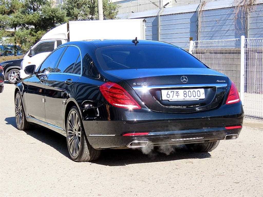 Mercedes Benz S Class - Vista 3