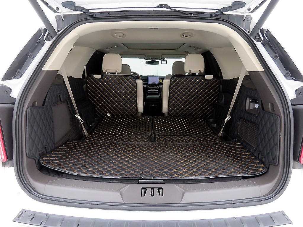 Ford Explorer - Vista 5