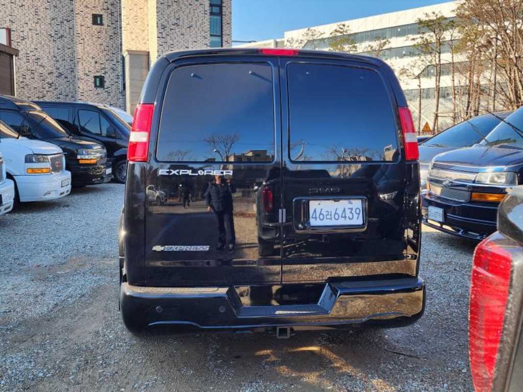 Chevrolet Express van - Vista 6