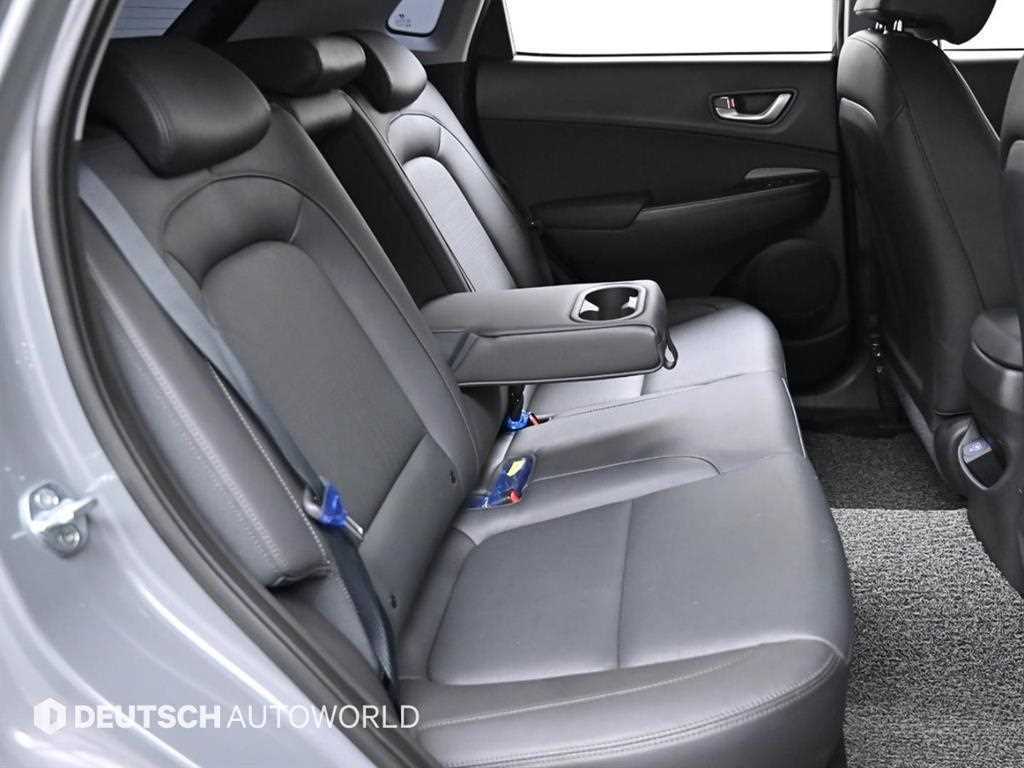 HYUNDAI Kona - Vista 12