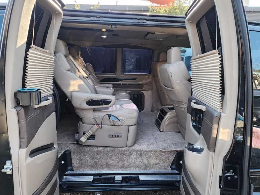 Chevrolet Express van 2024 Negro - Importación desde Corea - HF Imports Iquique - Foto 15