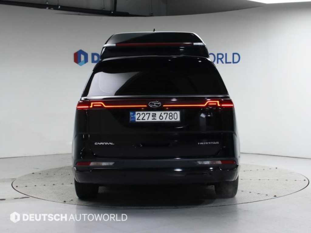 KIA Carnival - Vista 4