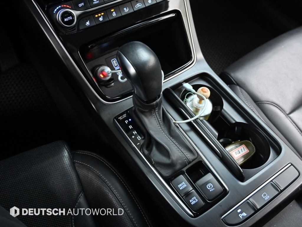 HYUNDAI Grandeur - Vista 9