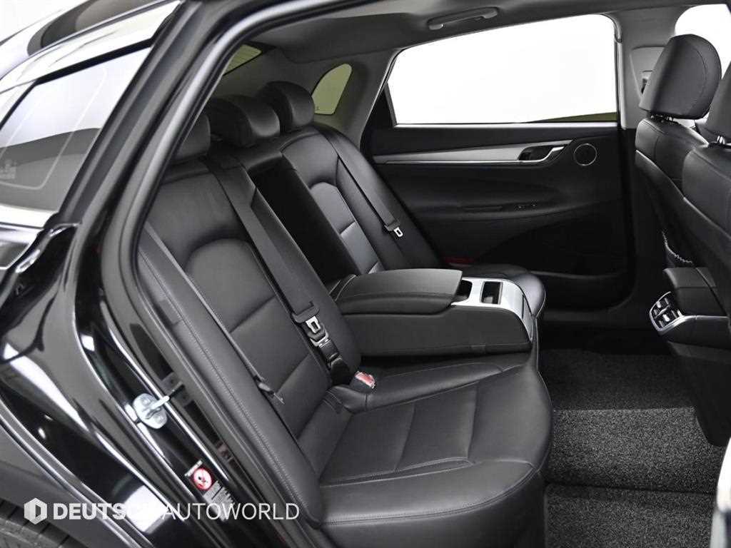 HYUNDAI Grandeur - Vista 12